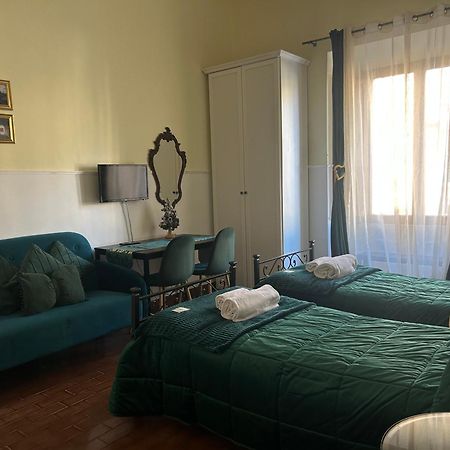 Glam Sm Maggiore Guest House Рим Экстерьер фото